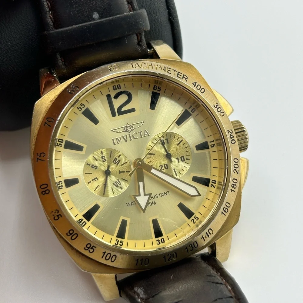 Invicta Model 43660-004 Gold Plated with Leather Band #511